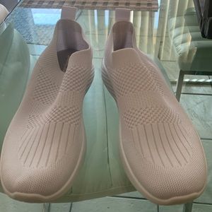 Tommy Bahama Brand new White slip on sneakers